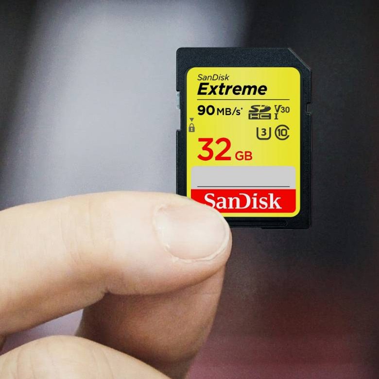 SanDisk Extreme 32 GB SDXC Class 10 90 MB/s  Memory Card Compatible with Camera, Computer (SDSDXVE-032G-GNCIN)