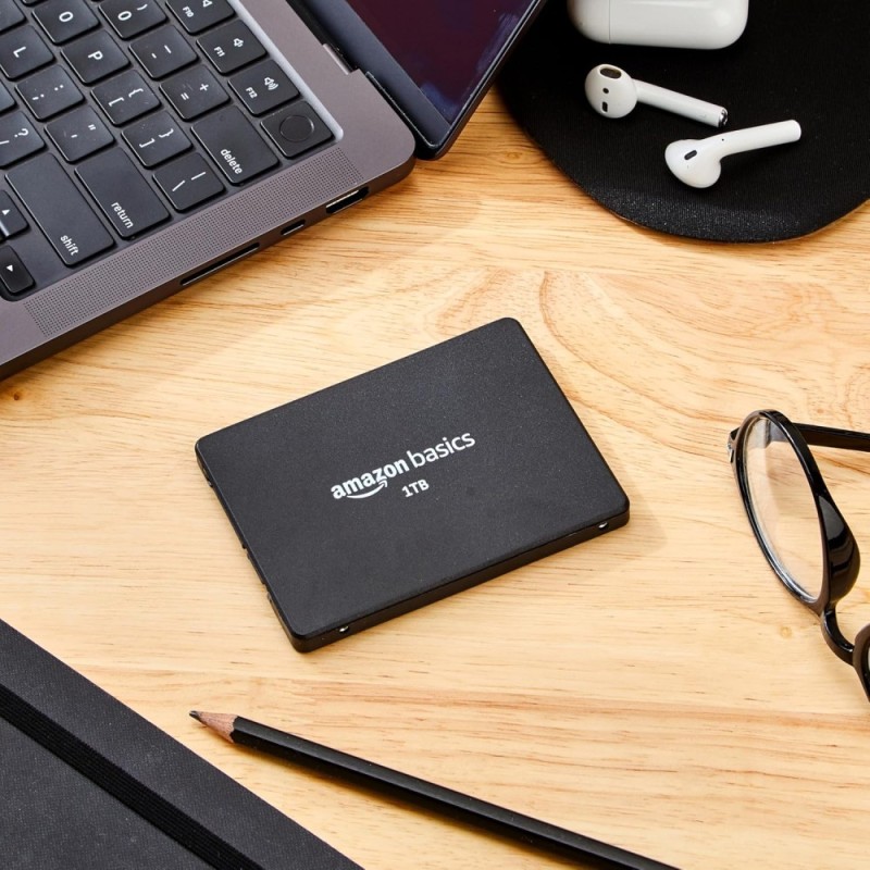 Generic SATA Internal SSD ABSA001- SATA 1 TB 560 MBps Black